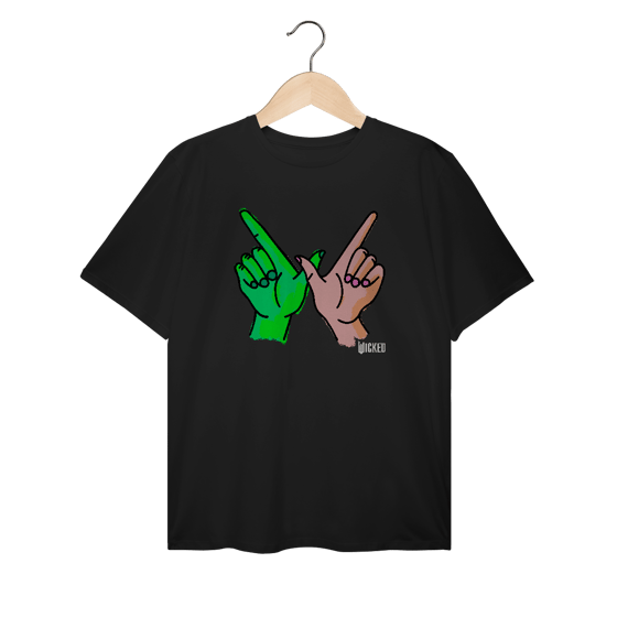 Camiseta Plus Size - Wicked W Hands