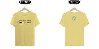 Camiseta Estonada Letra Unica Mensagem Silenciar é Tomar Partido