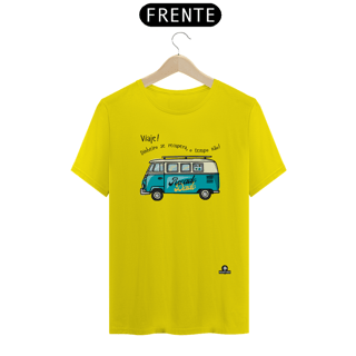 Nome do produto Camiseta de viagem com linda estampa de Kombi motor home e a frase 