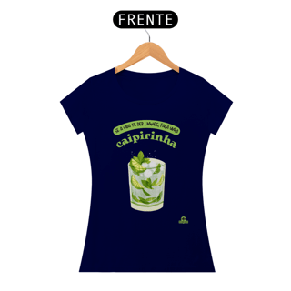 Nome do produto Camiseta feminina de barman com estampa do tradicional drink brasileiro: caipirinha, e frase 