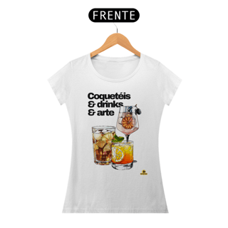 Nome do produto Camiseta feminina de barman com coqueteis, drinks e arte, com estampa de lindos e deliciosos drinks.