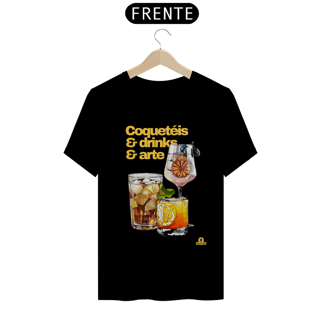 Nome do produto Camiseta de barman com coqueteis, drinks e arte, com estampa de lindos e deliciosos drinks.