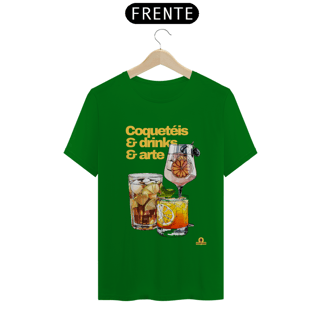 Nome do produto Camiseta de barman com coqueteis, drinks e arte, com estampa de lindos e deliciosos drinks.
