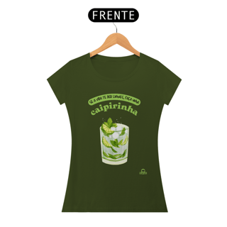 Nome do produto Camiseta feminina de barman com estampa do tradicional drink brasileiro: caipirinha, e frase 