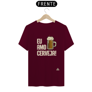 Nome do produto Camiseta com a frase Eu Amo Cerveja e imagem de uma bela caneca de Chopp.
