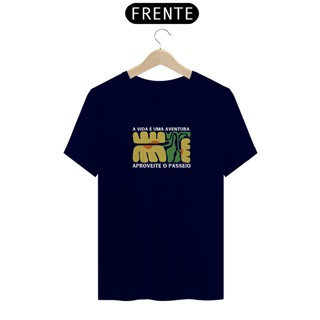 Nome do produto Camiseta A vida é uma aventura