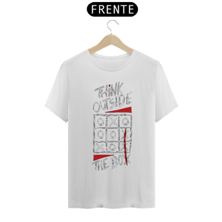 Nome do produto Think Outside The Box | Camiseta Quality