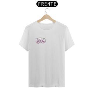 Nome do produto Camiseta - As Cartas me Contam - Letras Escuras