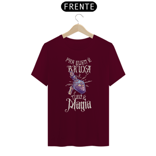 Nome do produto Camiseta - Bruxa Mágica - Letras claras