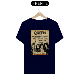 Nome do produto Camiseta Queen Show em Hammersmith 1975 - ANTES DE COMPRAR VEJA TABELA DE MEDIDAS ABAIXO DO BOTÃO COMPRAR, POIS TROCA POR ERRO DE TAMANHO É DE RESPONSABILIDADE SUA E GERA CUSTO PRA VOCÊ