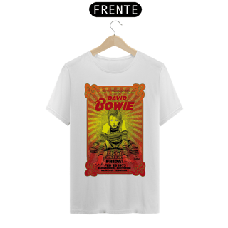 Nome do produto Camiseta David Bowie Show Ziggy Stardust no Tenesse em 1973 - ANTES DE COMPRAR VEJA TABELA DE MEDIDAS ABAIXO DO BOTÃO COMPRAR, POIS TROCA POR ERRO DE TAMANHO É DE RESPONSABILIDADE SUA E GERA CUSTO PRA VOCÊ