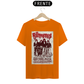 Nome do produto Camiseta Ramones Show no Texas 1977 com seu ingresso original - ANTES DE COMPRAR VEJA TABELA DE MEDIDAS ABAIXO DO BOTÃO COMPRAR, POIS TROCA POR ERRO DE TAMANHO É DE RESPONSABILIDADE SUA E GERA CUSTO PRA VOCÊ