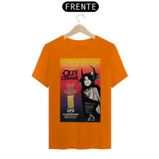 Nome do produto Camiseta do show épico em que Ozzy morde o morcego 1982 com ingresso original - ANTES DE COMPRAR VEJA TABELA DE MEDIDAS ABAIXO DO BOTÃO COMPRAR, POIS TROCA POR ERRO DE TAMANHO É DE RESPONSABILIDADE SUA E GERA CUSTO PRA VOCÊ