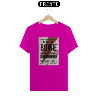 Nome do produto Camiseta Bowie  Show de 1973 - ANTES DE COMPRAR VEJA TABELA DE MEDIDAS ABAIXO DO BOTÃO COMPRAR, POIS TROCA POR ERRO DE TAMANHO É DE RESPONSABILIDADE SUA E GERA CUSTO PRA VOCÊ