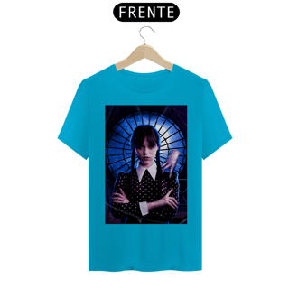 Nome do produto Camiseta Wandinha e Mãozinha
