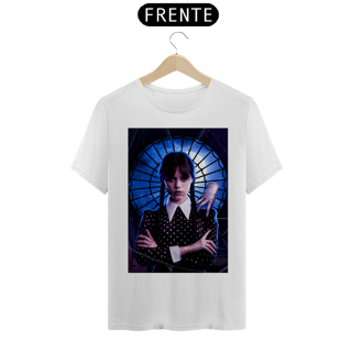 Nome do produto Camiseta Wandinha e Mãozinha