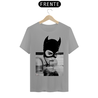 Nome do produto Camiseta Catwoman Preto e Branco