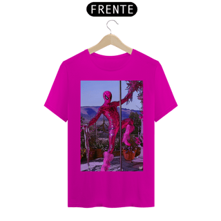 Nome do produto Camiseta Homem Aranha Rosa - Pose