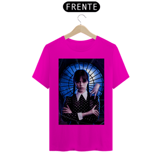 Nome do produto Camiseta Wandinha e Mãozinha