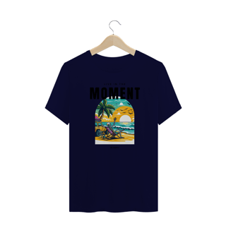 Nome do produto T-Shirt Plus Size Live in The Moment, Be Happy