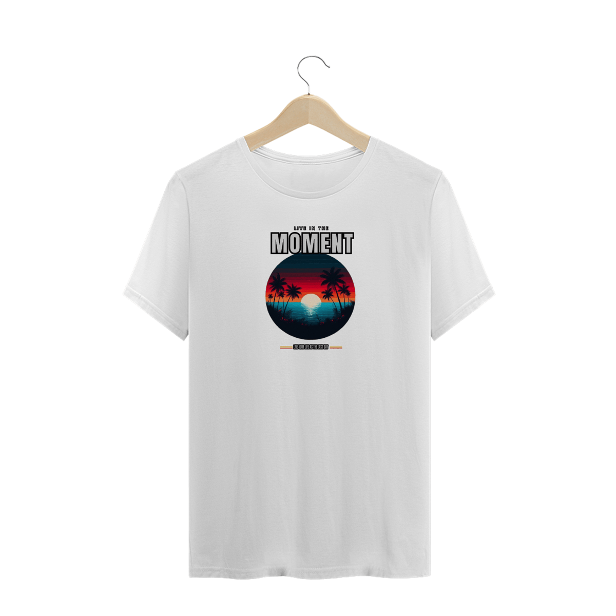 Nome do produto: T-Shirt Plus Size Live in The Moment