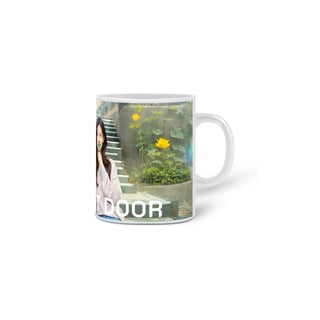 Nome do produto CANECA LOVE NEXT DOOR POSTER