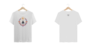 Nome do produto Camiseta Plus Size Yoga - Primavera Interior