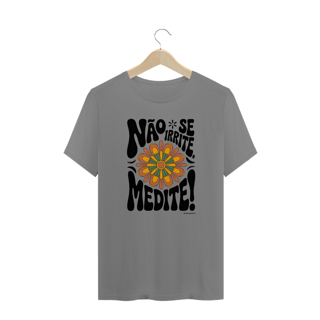 Nome do produto Camiseta Plus Size Meditação Floral | Yogaverso