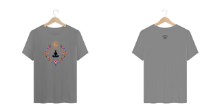 Nome do produto Camiseta Plus Size Yoga - Primavera Interior