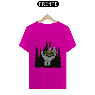 Nome do produto Abdução Florestal (T-Shirt Quality)