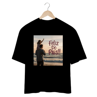 Nome do produto Camiseta Oversized com estampa: Feliz dia dos pais! imagem na praia