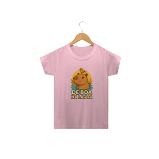 Nome do produto Camiseta Infantil Capivara de boa na lagoa