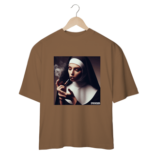 Nome do produto Camiseta Oversized Freira