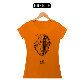 Nome do produto Camiseta Feminina - Coração + Trilobita