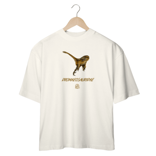 Nome do produto Camiseta Oversized Dromaeosauridae em Cor | Ilustração por Leandro Sanches