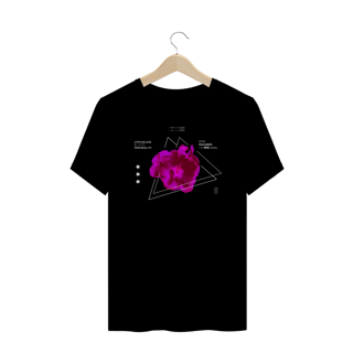 Camiseta Plus Size Flor Rosa