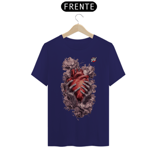 Nome do produto Coração em Mãos - Camiseta