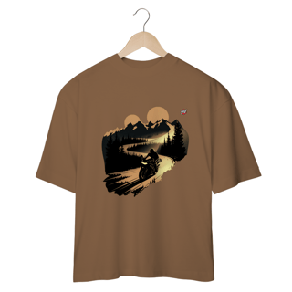 Nome do produto Aventura em Duas Rodas – Liberdade nas Montanhas - Camiseta Plus Size