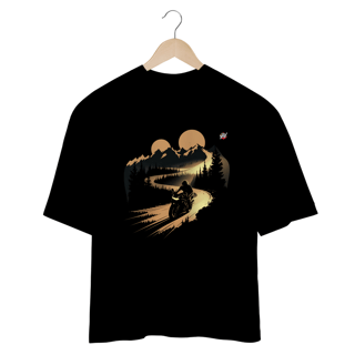 Nome do produto Aventura em Duas Rodas – Liberdade nas Montanhas - Camiseta Plus Size