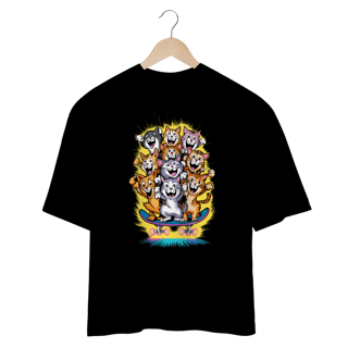 Nome do produto Gatos Skatistas – A Energia dos Felinos em Movimento! - Camiseta Plus Size