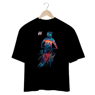 Nome do produto Ride the Mountains - Camiseta Plus Size