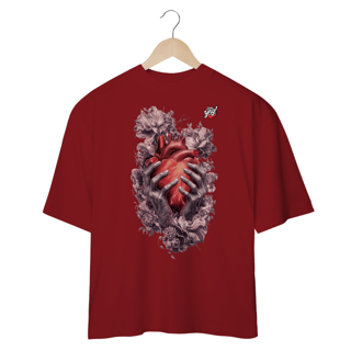 Nome do produto Coração em Mãos - Camiseta Plus Size