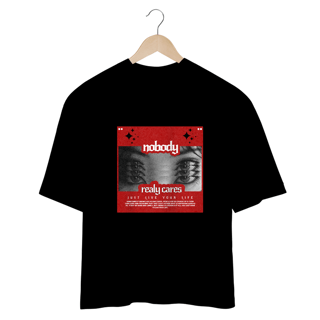 CAMISETA OVERSIZED - NOBODY