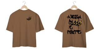 Nome do produto Camiseta Oversized Streetwear Estilo Grafite, Skate, Hip-Hop, Grau, Pixação - A Reza da Coroa é Forte 2.0
