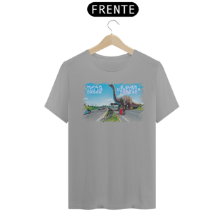 Nome do produto Camiseta Dinossauro na Rodovia com Frase