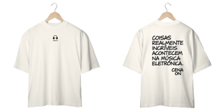 Nome do produto Camiseta Oversized - Coisas Incriveis Acontecem na E-music