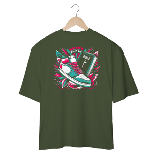 Nome do produto Camiseta Oversized (Frente) - Matthew 28:19-20