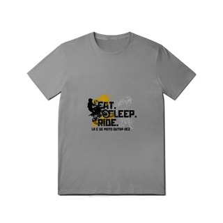 Nome do produto Eat, Sleep, Ride - Collab  Lá e de Moto Outra Vez  - Unissex, 100% Algodão