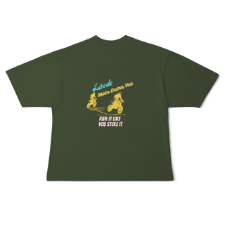 Nome do produto Ride it like you stole it - Collab Lá e de Moto Outra Vez - Unissex, 100% Algodão, Oversized