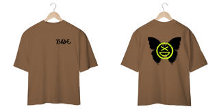 Nome do produto Camiseta Oversize Xisde com Estampa Grafite e Logo Borboleta - Streetwear Exclusivo